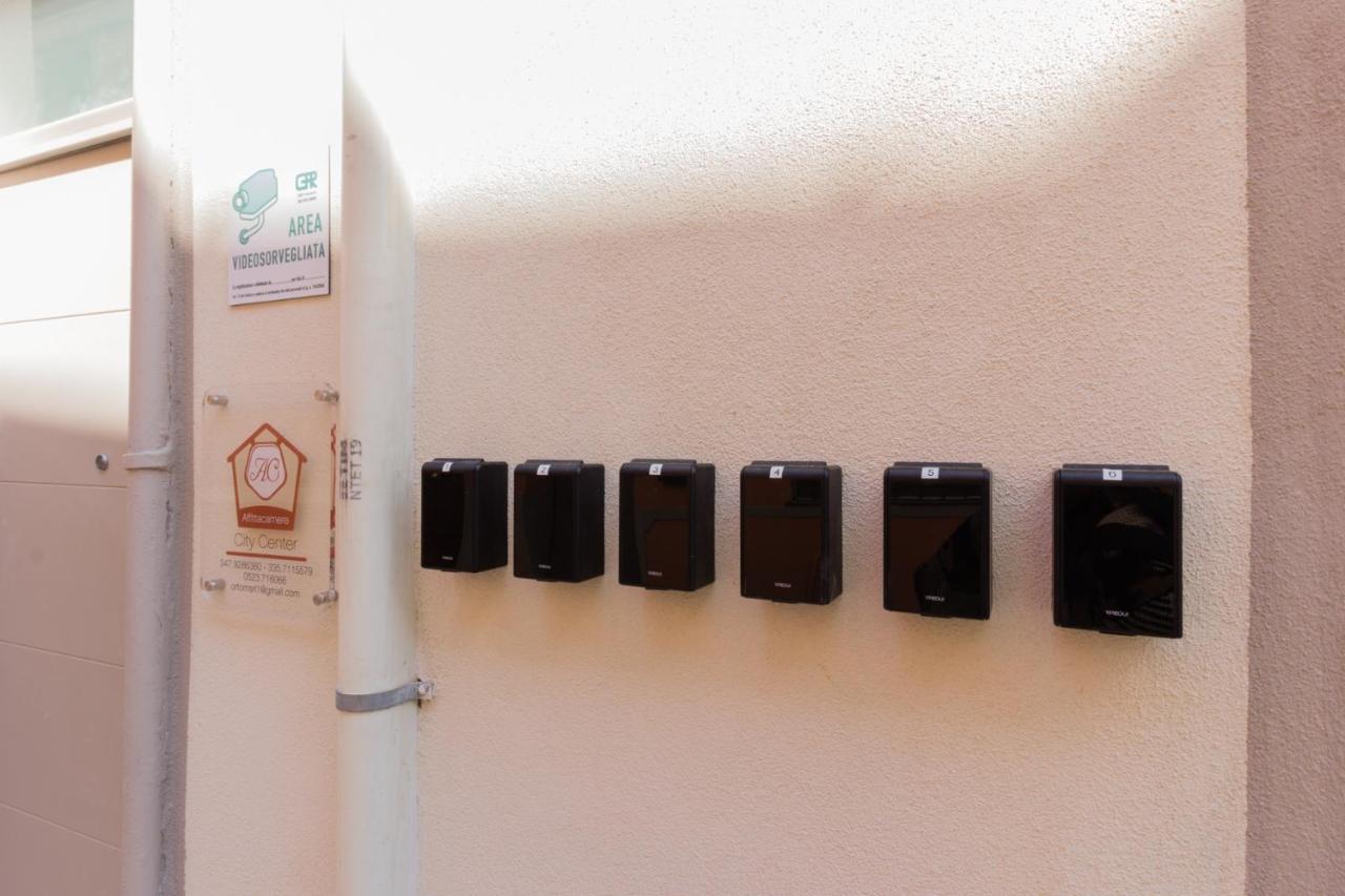 Center Rooms Plasencia Exterior foto