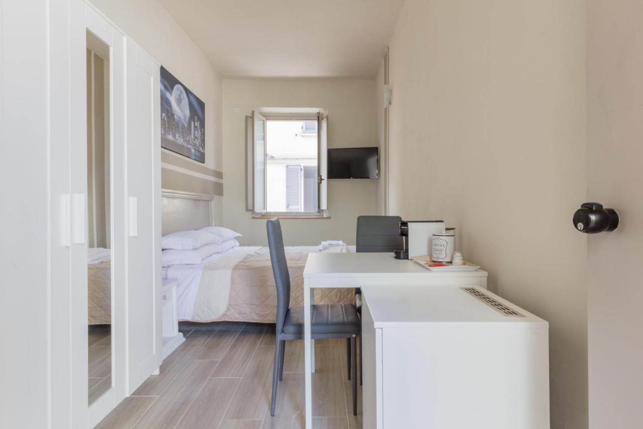 Center Rooms Plasencia Exterior foto