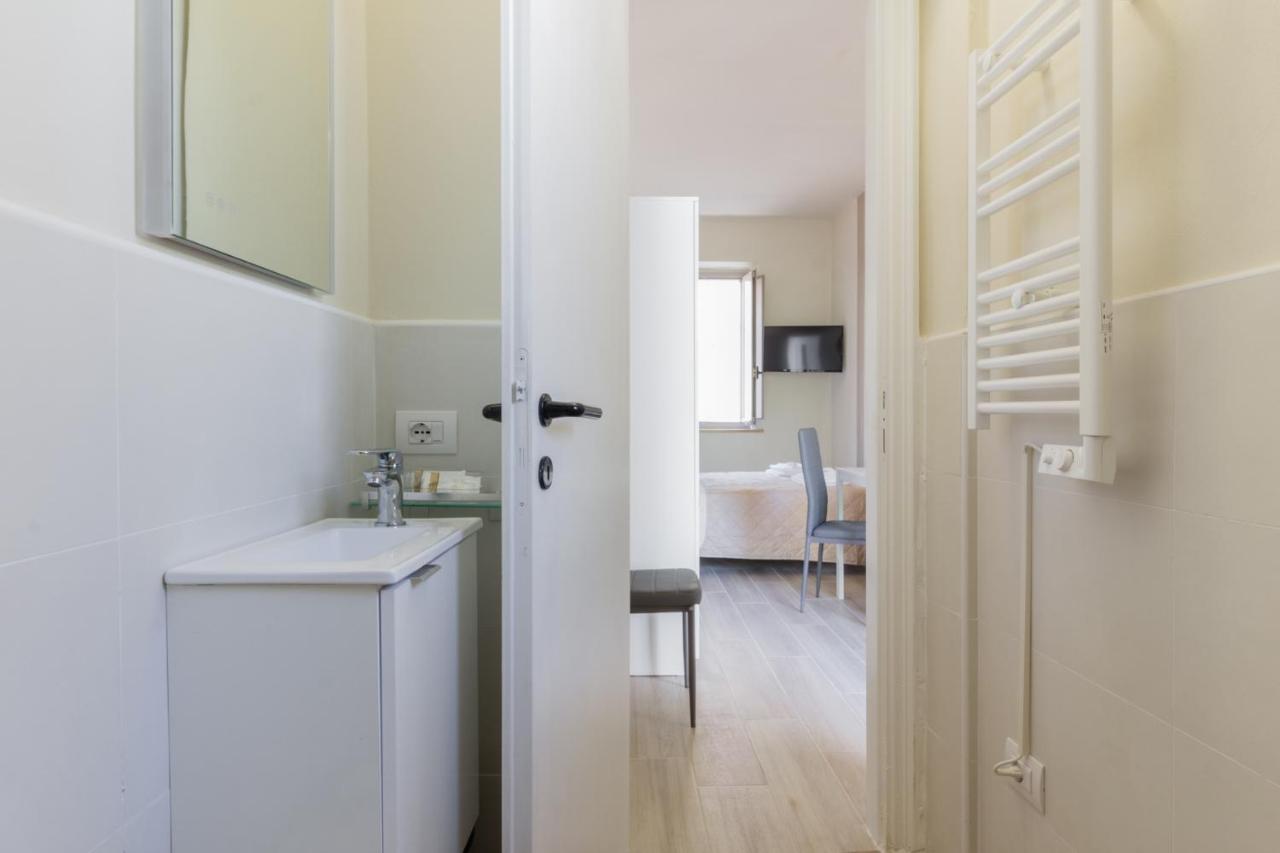 Center Rooms Plasencia Exterior foto